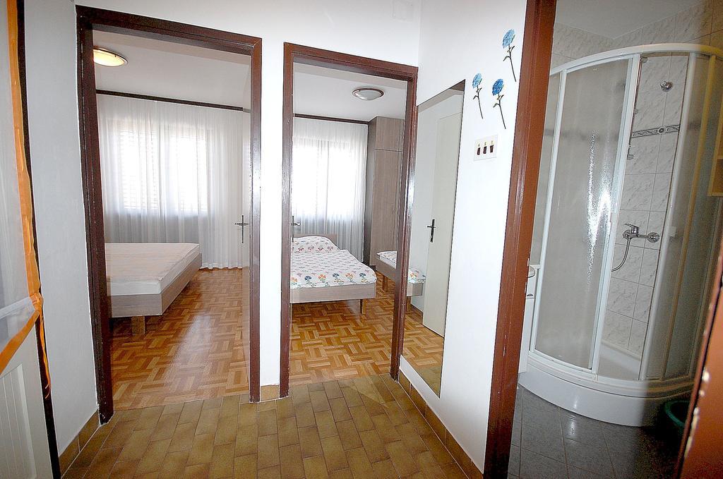 Apartments Jakobi By El-Pi Tours Njivice Pokoj fotografie