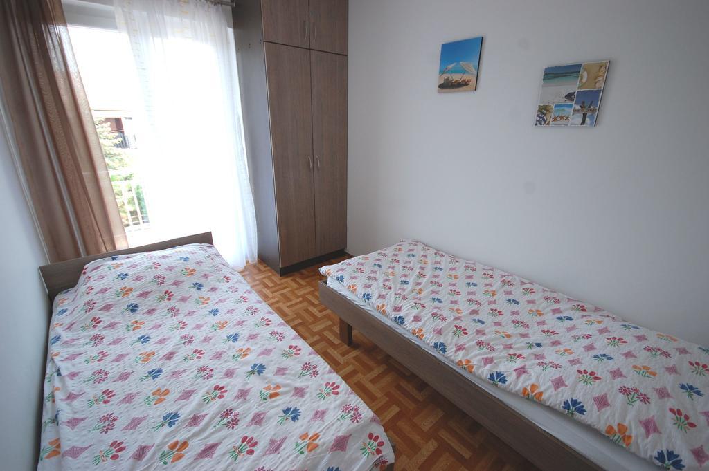 Apartments Jakobi By El-Pi Tours Njivice Exteriér fotografie